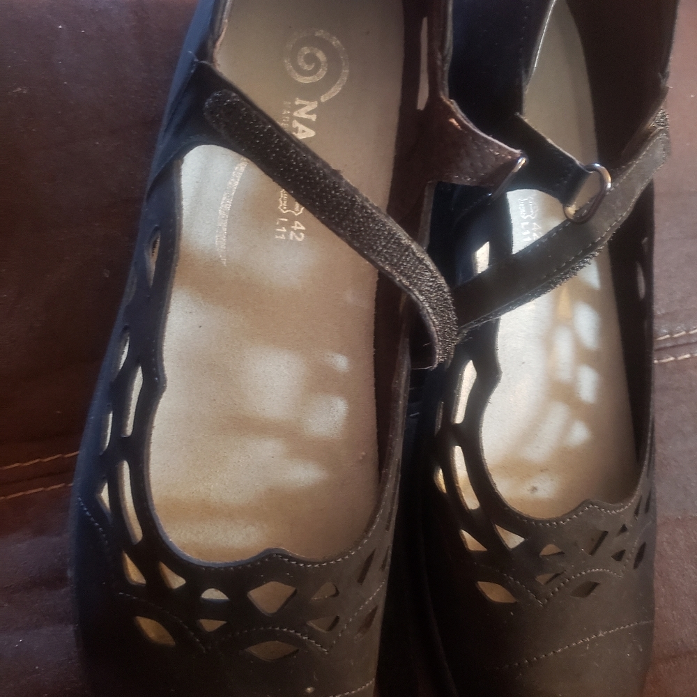 Naot shoes